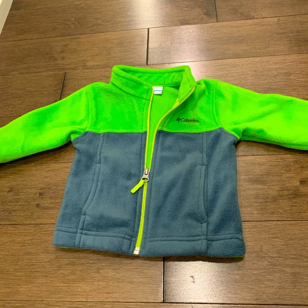 Columbia size 6-12 month fleece jacket.